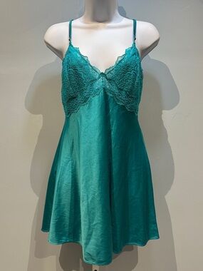 Victoria’s Secret Turquoise Blue Slip Dress Size Medium Lacey